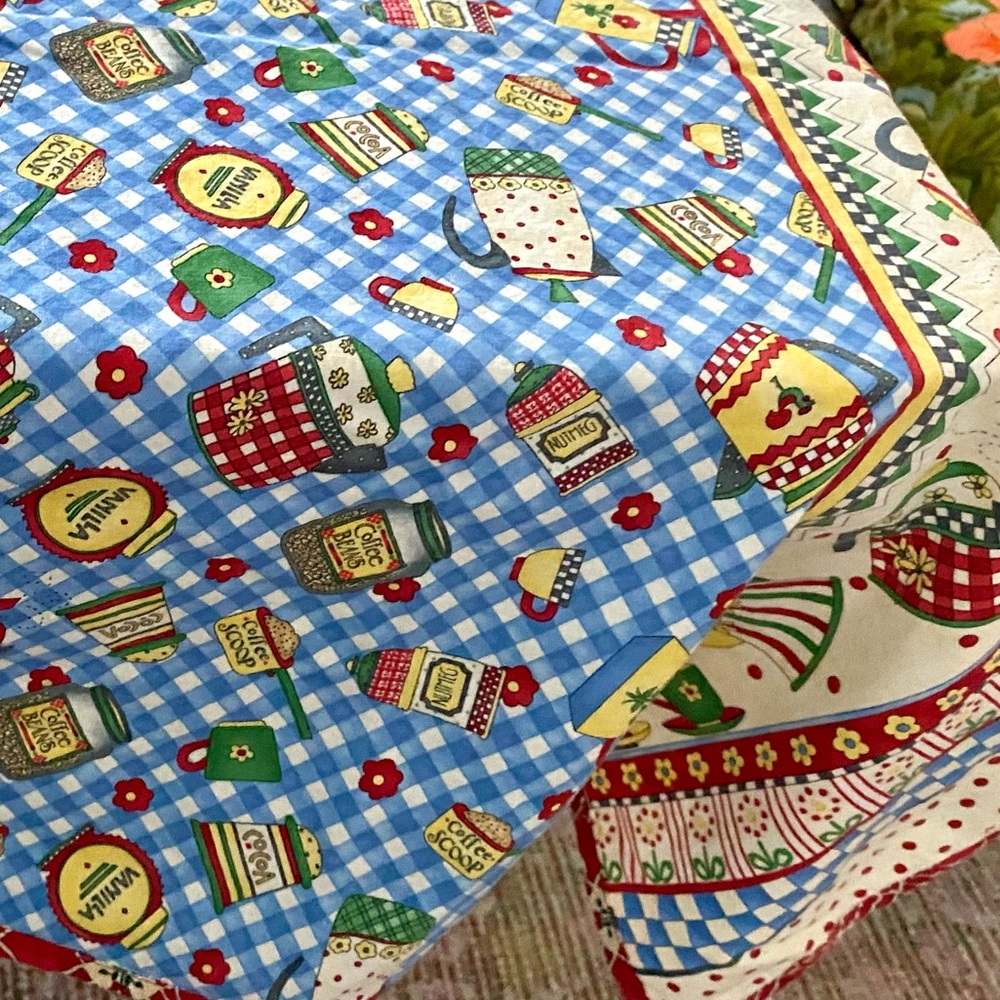 1995 Debbie Mumm Cotton”Teatime Tilly”Table Cloth. Vibrant Colors. EC 52x49